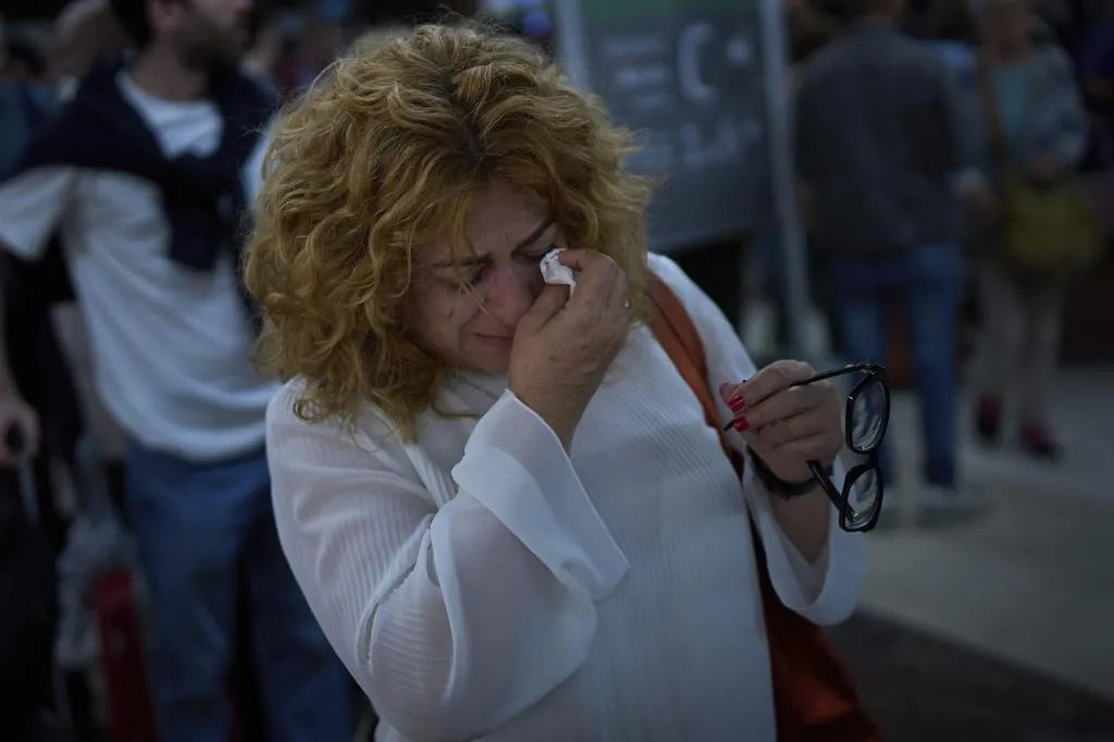 Apagón de luz en España, última hora en directo | Interior rebaja la emergencia en seis comunidades que lo habían pedido: sólo mantiene el mando en Extremadura y Madrid