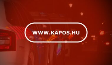 Árokba borult egy autó a 61-esen - Kék hírek - Hírek