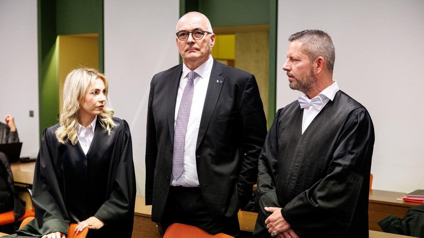 Geldübergabe in einem Berliner Hotel? Mitangeklagte belastet früheren CDU-Politiker in Aserbaidschan-Affäre