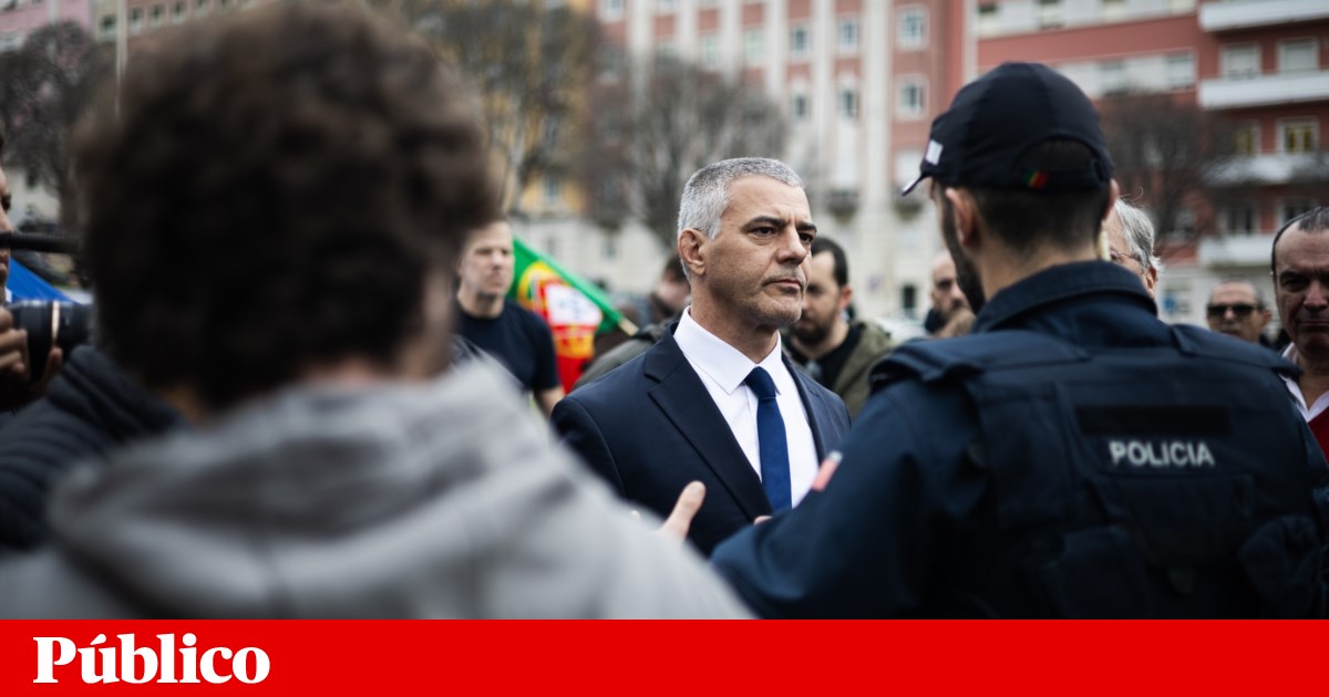 Ex-juiz que lidera o Ergue-te e Mário Machado detidos pela PSP | PSP