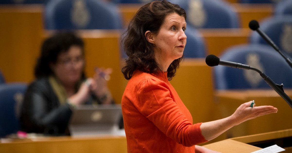 Spanning bij pacifistische Partij voor de Dieren door defensiestrategie van partijleider Esther Ouwehand