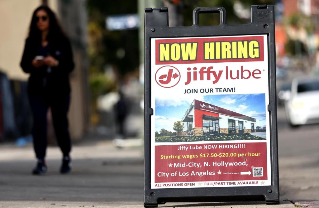 Minnesota gains 10,700 jobs in March, largest gain in a year – Twin Cities