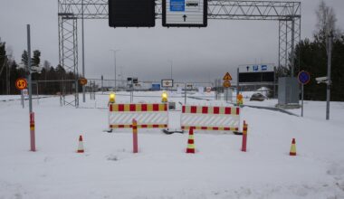 Finland joins other Russian neighbours exiting from landmine treaty | Russia-Ukraine war News