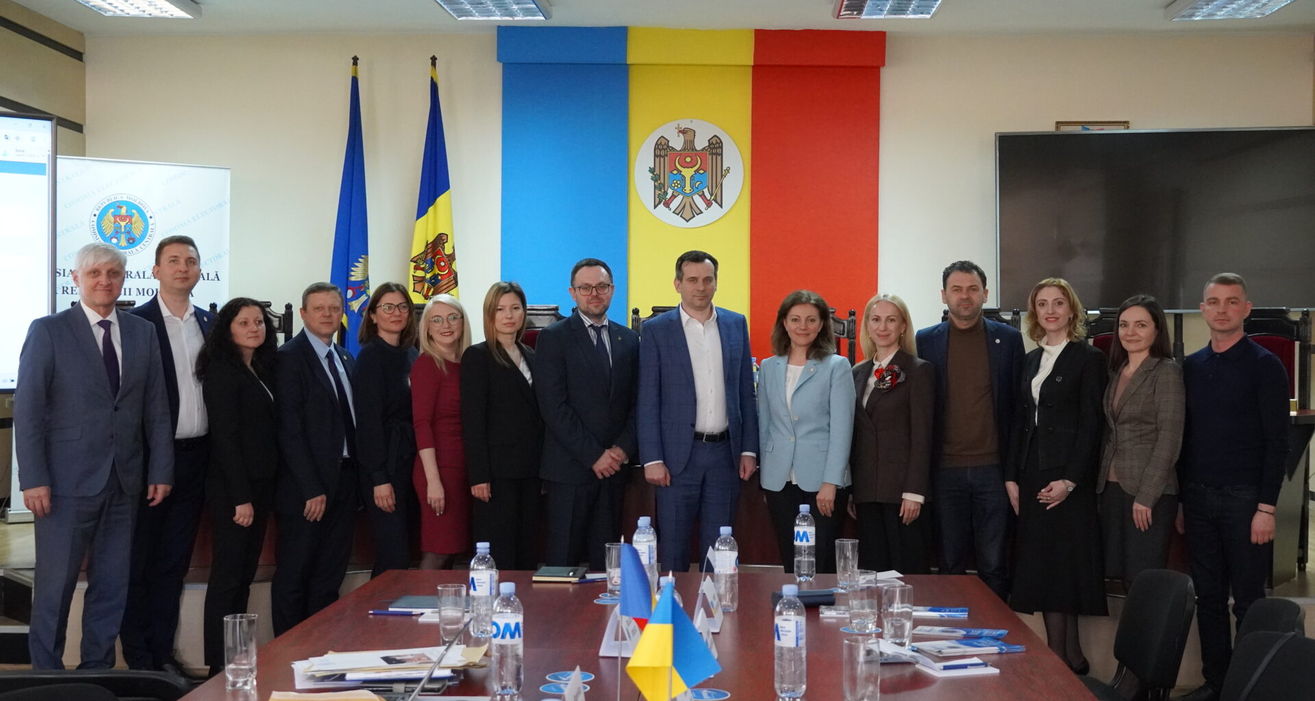 Group picture of the Representatives of the Central Election Commission of Ukraine, International IDEA and representatives of the Moldovan CEC.