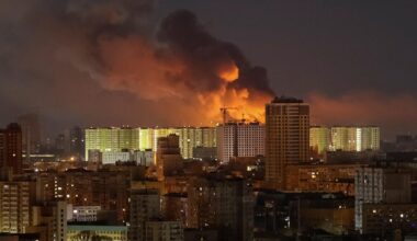 Russia and Ukraine accuse each other of failing to pause strikes after U.S. envoy leaves Moscow
