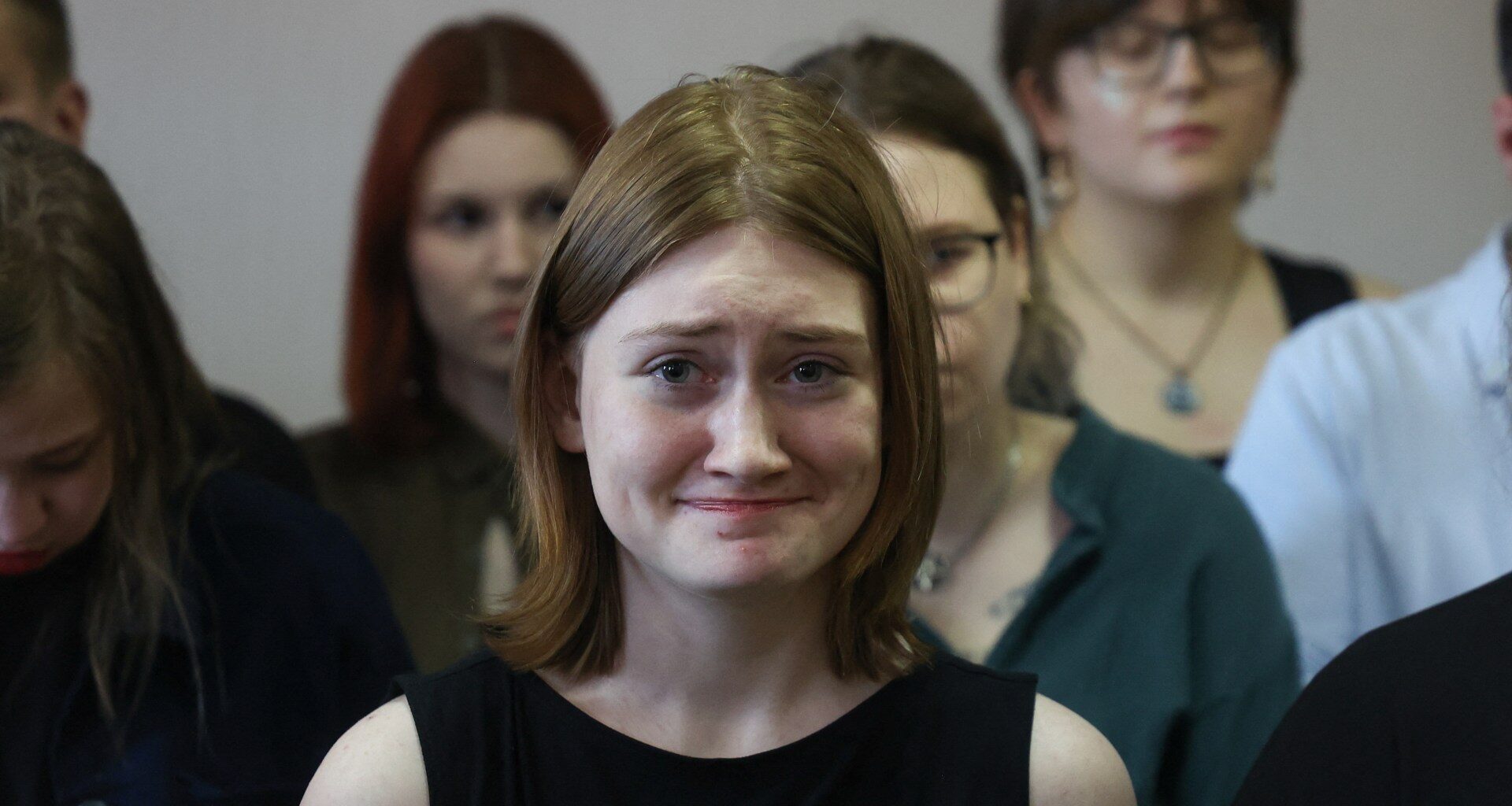 Russia jails 19-year old for condemning its war in Ukraine | Censorship News