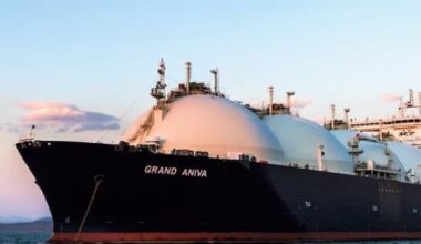 LNG tanker