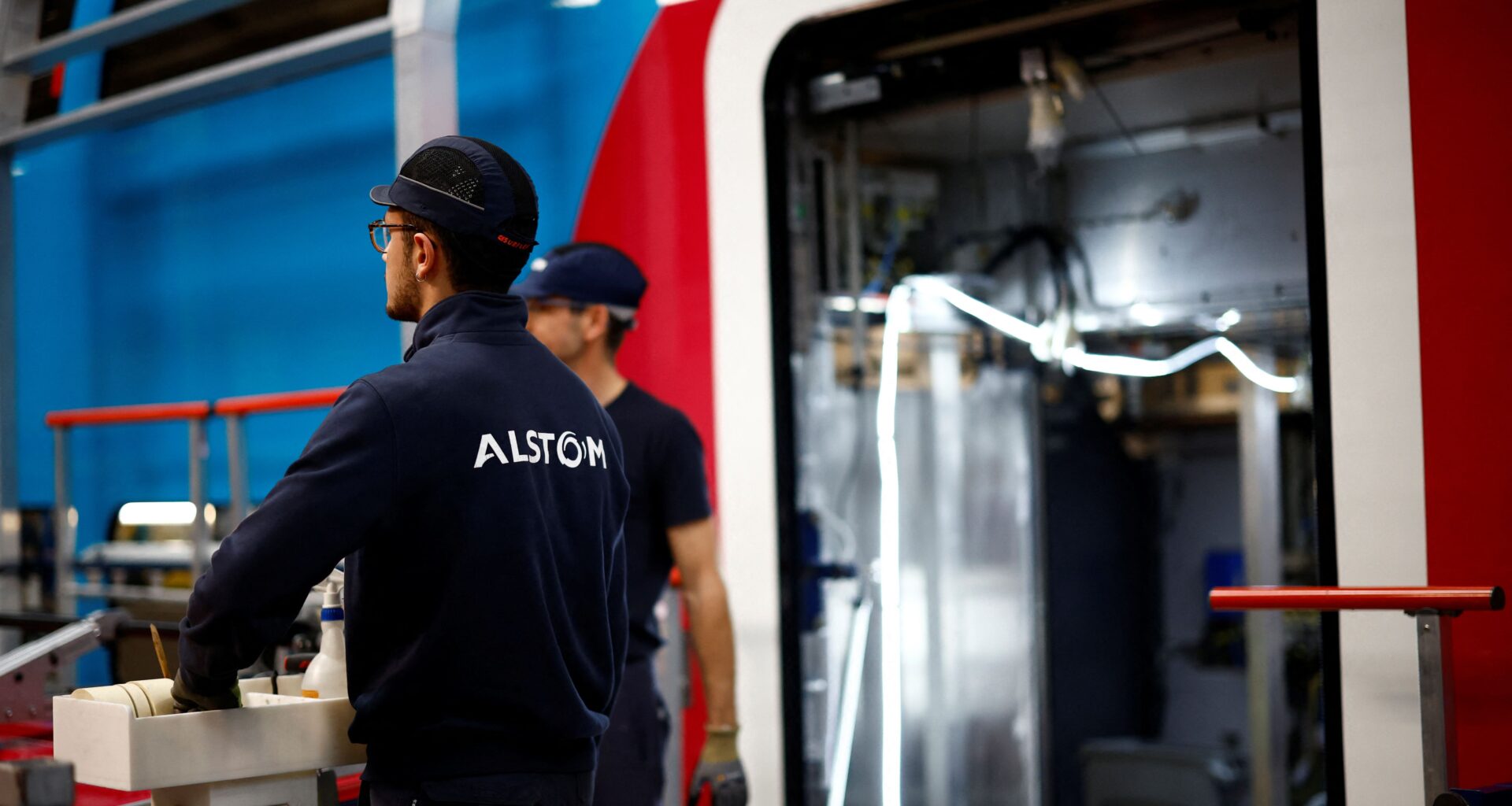 Bulgaria signs deal with Alstom for electric trains supply