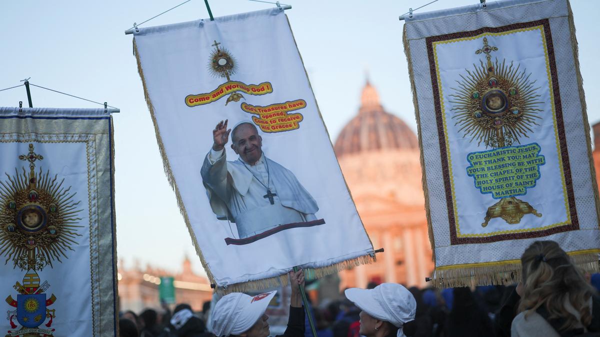Pope Francis funeral LIVE: President Murmu, other dignitaries in Rome to attend funeral