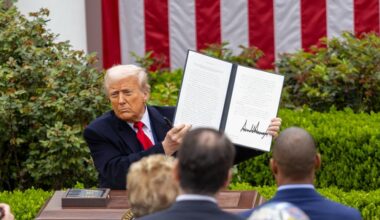 Trump's tariffs to backfire on U.S. economy, says Spanish economist-Xinhua