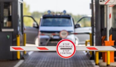 Muitininkai sulaikė per Lietuvą nelegaliai moldavo gabentą varpą