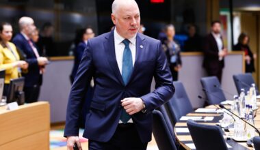 Bulgaria sells €4 billion in bonds, its biggest-ever Euro debt haul