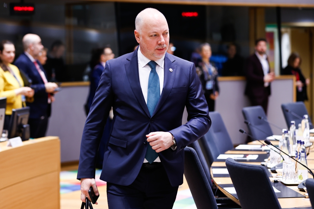 Bulgaria sells €4 billion in bonds, its biggest-ever Euro debt haul