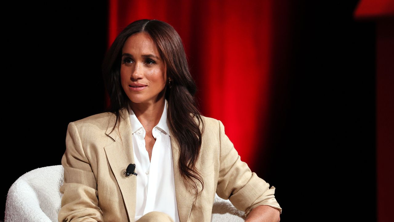 Meghan Markle and Prince Harry open a memorial in honour of children who have lost their lives to social media