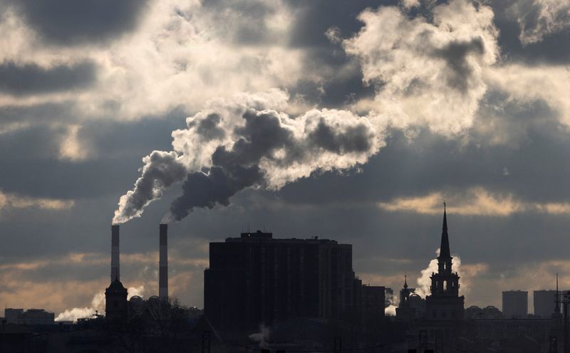 Exclusive-Russia cuts 2025 energy export income estimate by 15%, document shows