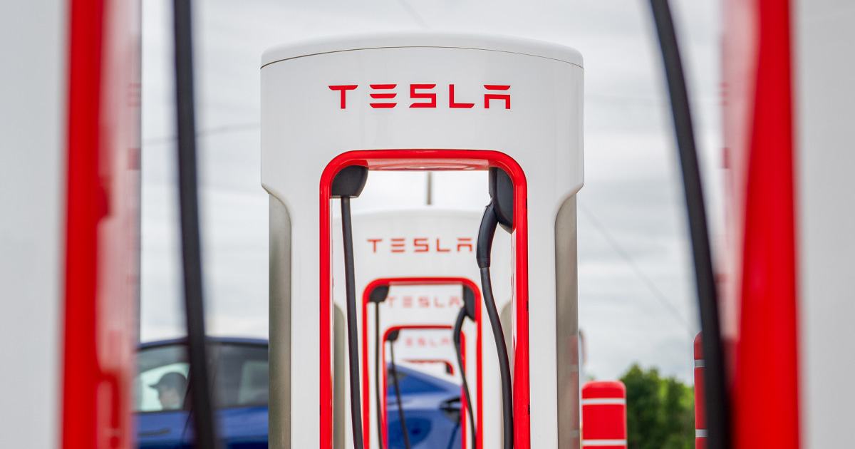 Colorado man charged with alleged threats against Tesla owners and presidential cabinet