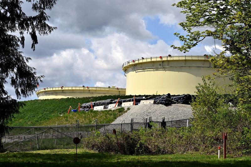 Canada's Trans Mountain pipeline lowers forecasts for amount of oil it ships