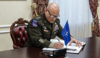 250408_cavoli_nato_flag_8009541
