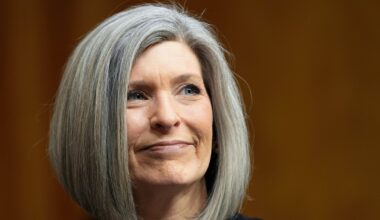 Iowa Sen. Joni Ernst gets her first Democratic challenger for 2026