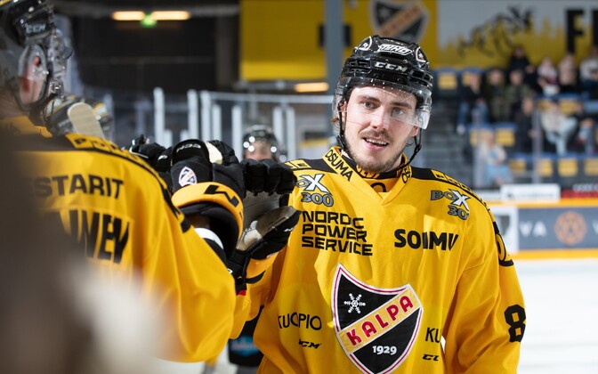 Kombe tegi suurepärase mängu ja aitas KalPa finaalseeriat juhtima | Jäähoki