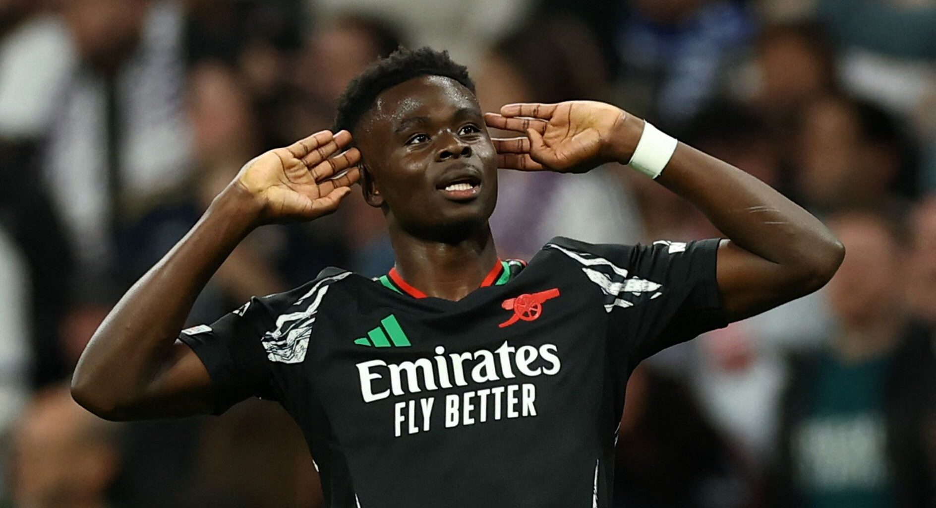 Saka zazdil penaltu, Arsenal přesto vyřadil Real. Liga mistrů skončila i Bayernu
