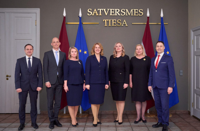 Satversmes tiesas tiesneši tiekas ar Ministru prezidenti Eviku Siliņu – Jurista Vārds