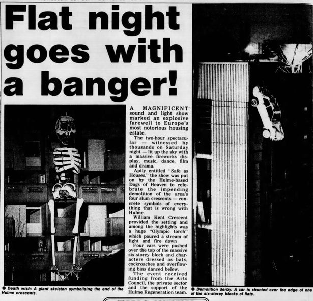 A report on the Safe as Houses show in the Manchester Metro on April 2, 1993