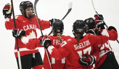 Canada blasts Finland 8-1 to face the US in another women’s ice hockey worlds final