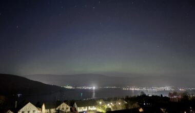 Aurora coming out in the highlands!