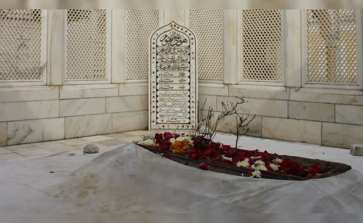 Aurangzeb, The Ghosts Of History, And The Politics of Remembrance