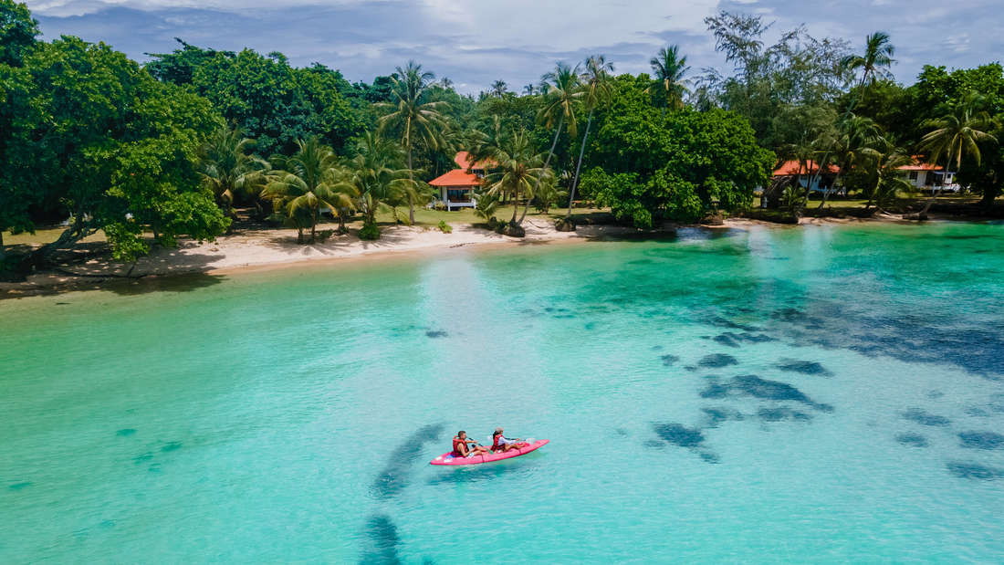 Blick auf die Insel Kho Mak in Thailand