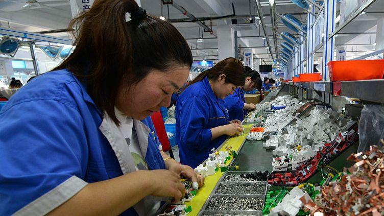 China economy grows by 5.4% in first quarter as trade war with Trump escalates