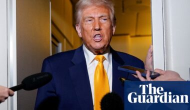 Trump is ‘fully fit’ and manages high cholesterol, says White House physician | Donald Trump