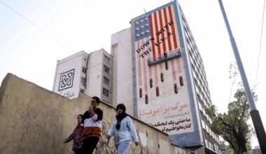Iran's big confusion: Deadlock between concessions and threats to the regime