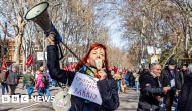 Spain tackles housing 'social emergency' as rents double