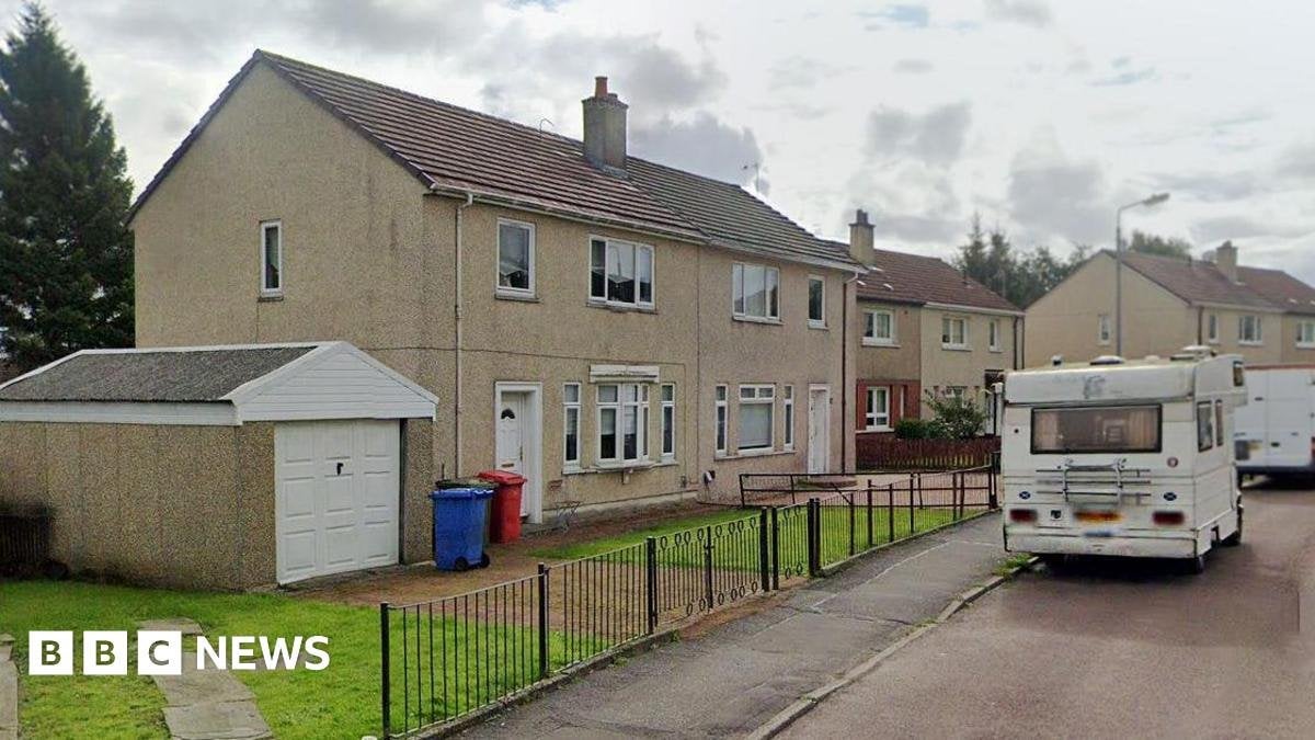 Woman, 72, and boy,12, in hospital after Glasgow gang feud attack