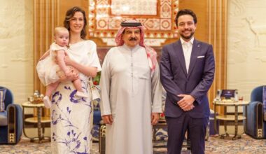 Hussein, Rajwa, and Iman with the King of Bahrain