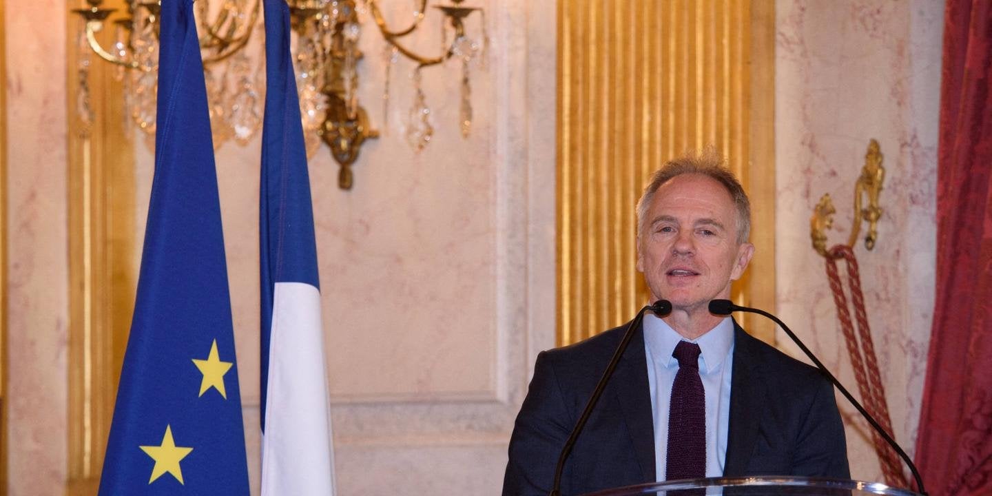 « Je regrette mais j’assume » : quand Hervé Gattegno impose l’interview d’un climatosceptique sur Radio Classique