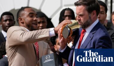 JD Vance fumbles Ohio State’s national title trophy during White House visit | College football