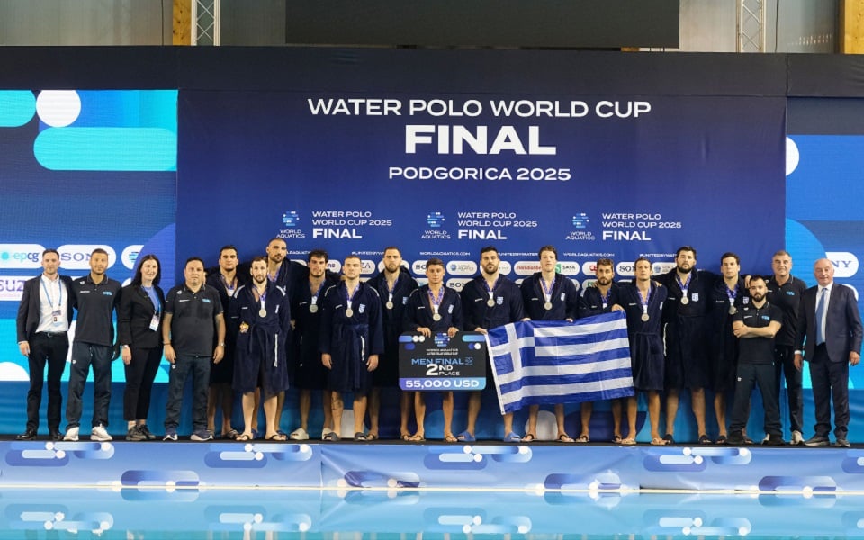 Spain beats Greece in water polo’s World Cup final