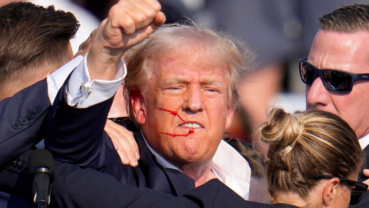 Trump lässt Attentats-Bild malen und hängt es sich ins Weiße Haus