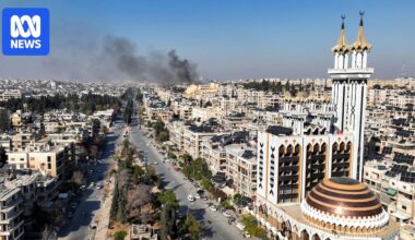 Syrian forces hold city of Hama against Islamist rebels after fall of Aleppo