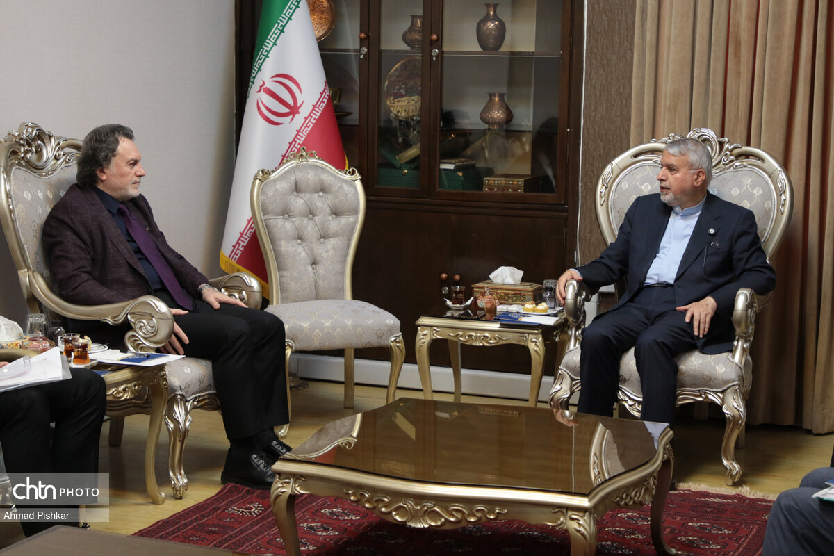 Iran, Turkey discuss closer cultural and tourism cooperation
