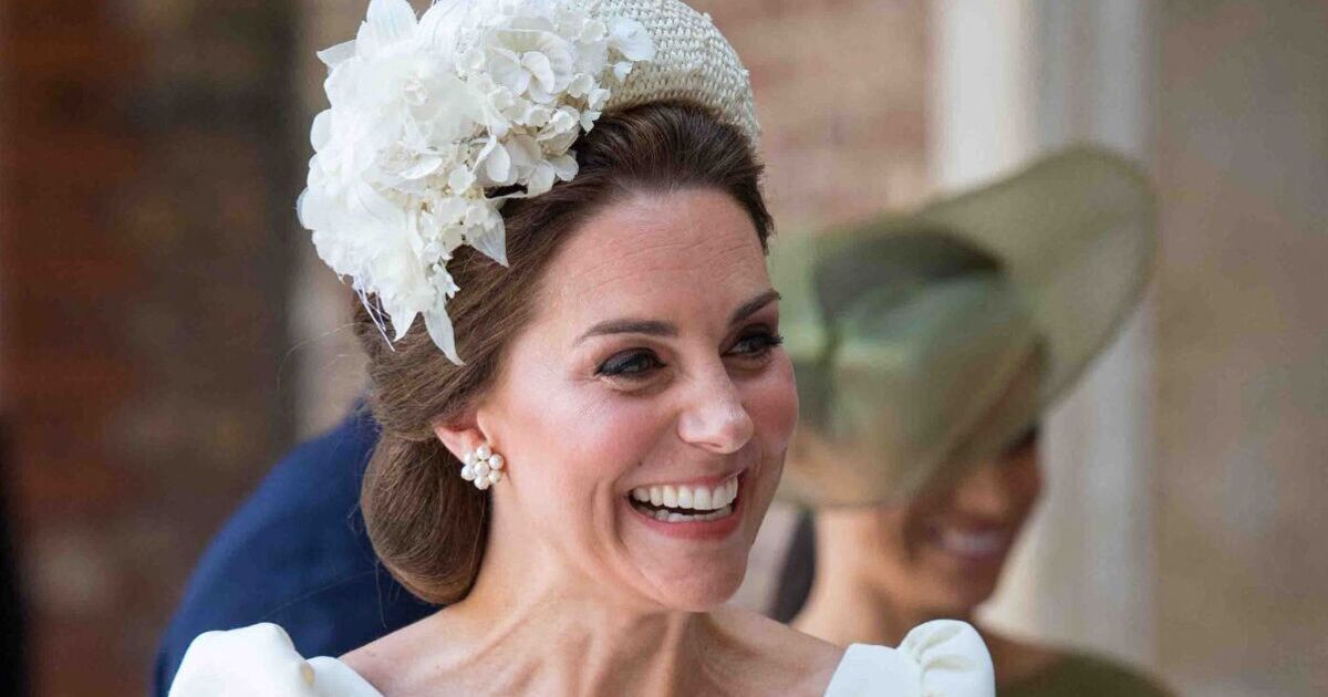 The secret message behind Princess Kate's favourite pearl earrings | Royal | News