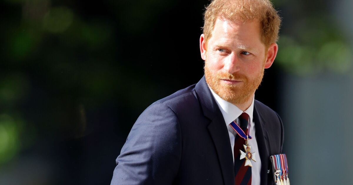 Prince Harry 'flew to UK' just hours before King left for Italy | Royal | News