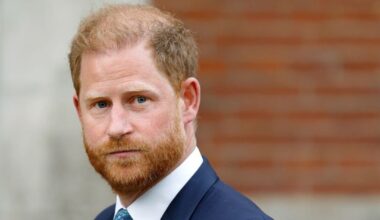Royal Family LIVE: Prince Harry given 'inferior treatment' and 'should be welcomed home' | Royal | News