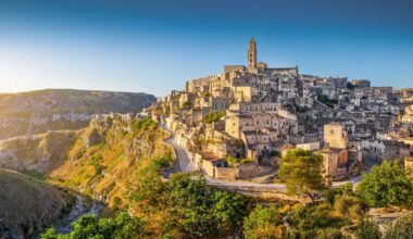 Italy’s oldest city that’s a 10,000-year-old ancient paradise carved into a rock | World | News