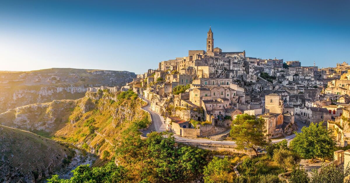 Italy’s oldest city that’s a 10,000-year-old ancient paradise carved into a rock | World | News