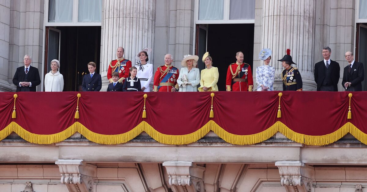 Scary reason Royal Family have to pack bag of blood when they travel abroad | Royal | News