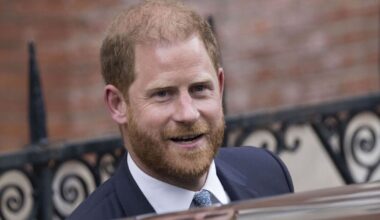 Royal Family LIVE: Prince Harry sparks vengeance tell-all fears | Royal | News